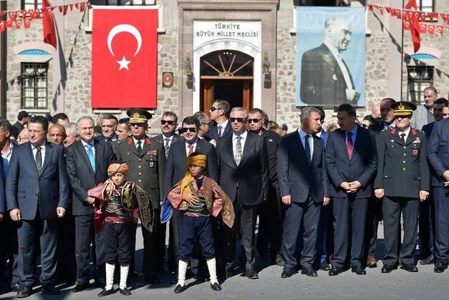 Ankara’nın başkent oluşunun 96. yılı kutlandı