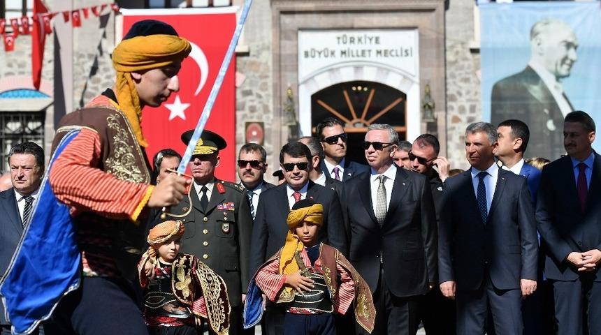 Ankara’nın başkent oluşunun 96. yılı kutlandı