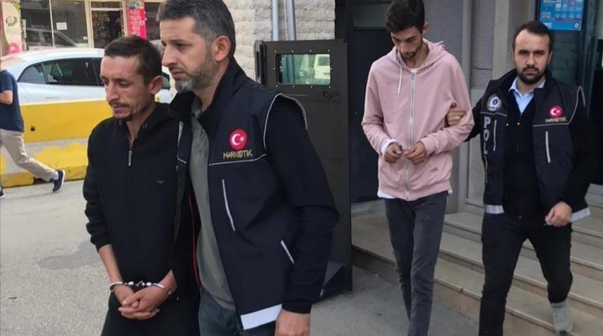 Mustafakemalpaşa’da zehir tacirlerine darbe