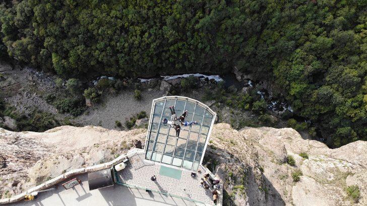 Türkiye'nin en yüksek cam seyir terası Hatila Vadisi Milli Parkı'nda G2