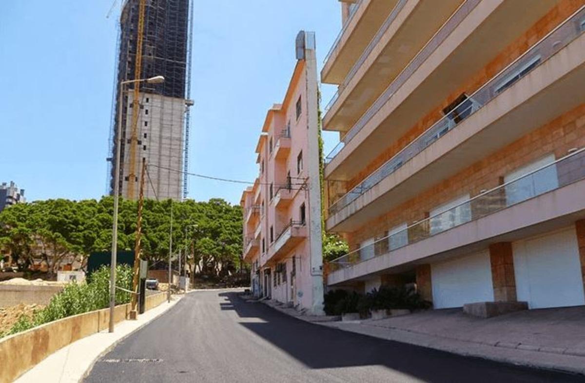 Kağıt gibi incecik olan binanın ilgin&ccedil; hikayesi!