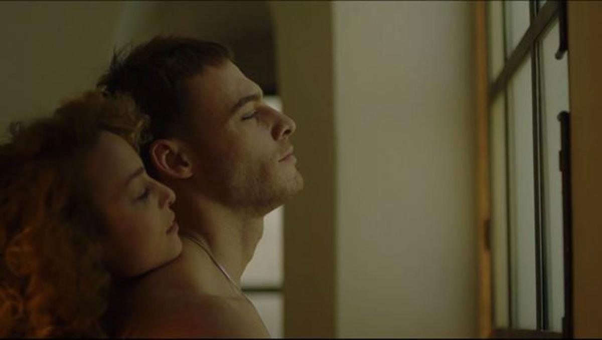 Kerem B&uuml;rsin'den &ouml;p&uuml;şme itirafları! Olay oldu