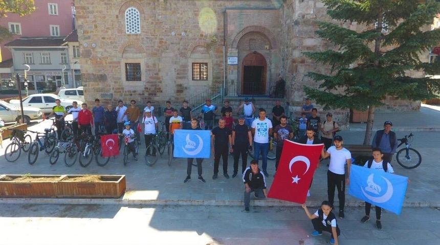 Sağlıklı hayat i&ccedil;in pedal &ccedil;evirdiler