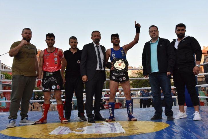 Akhisar’da ilk kez açık havada Muaythai gösterisi yapıldı G2