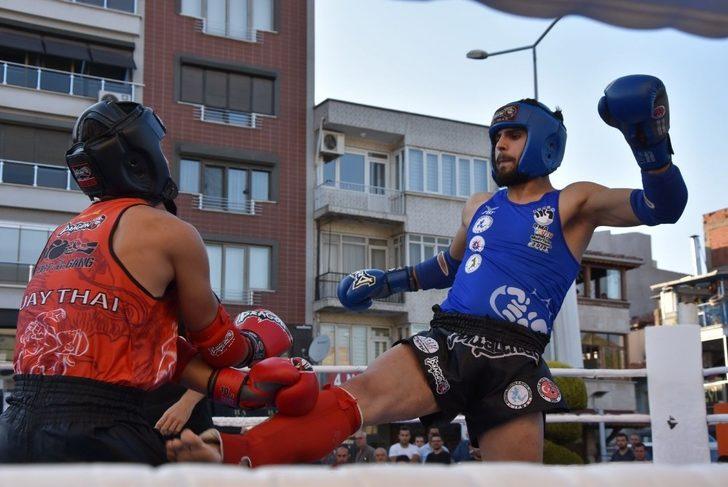 Akhisar’da ilk kez açık havada Muaythai gösterisi yapıldı G5
