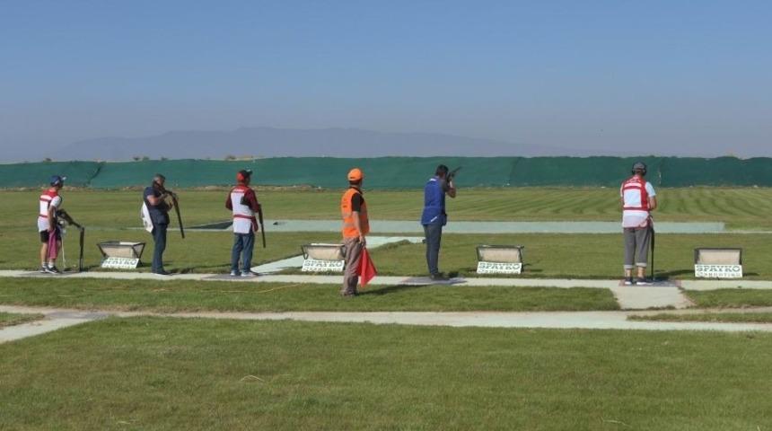 Trapçılar ’Salihli Güz Kupası’nda yarıştı