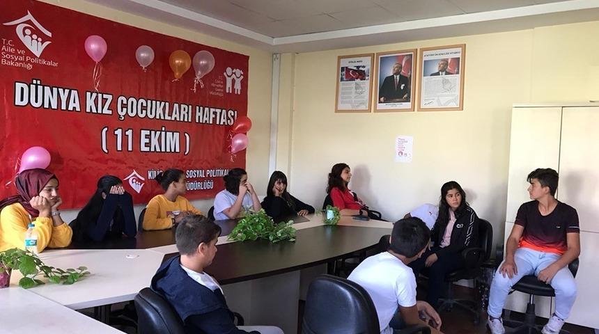 D&uuml;nya Kız &Ccedil;ocukları G&uuml;n&uuml; etkinliği