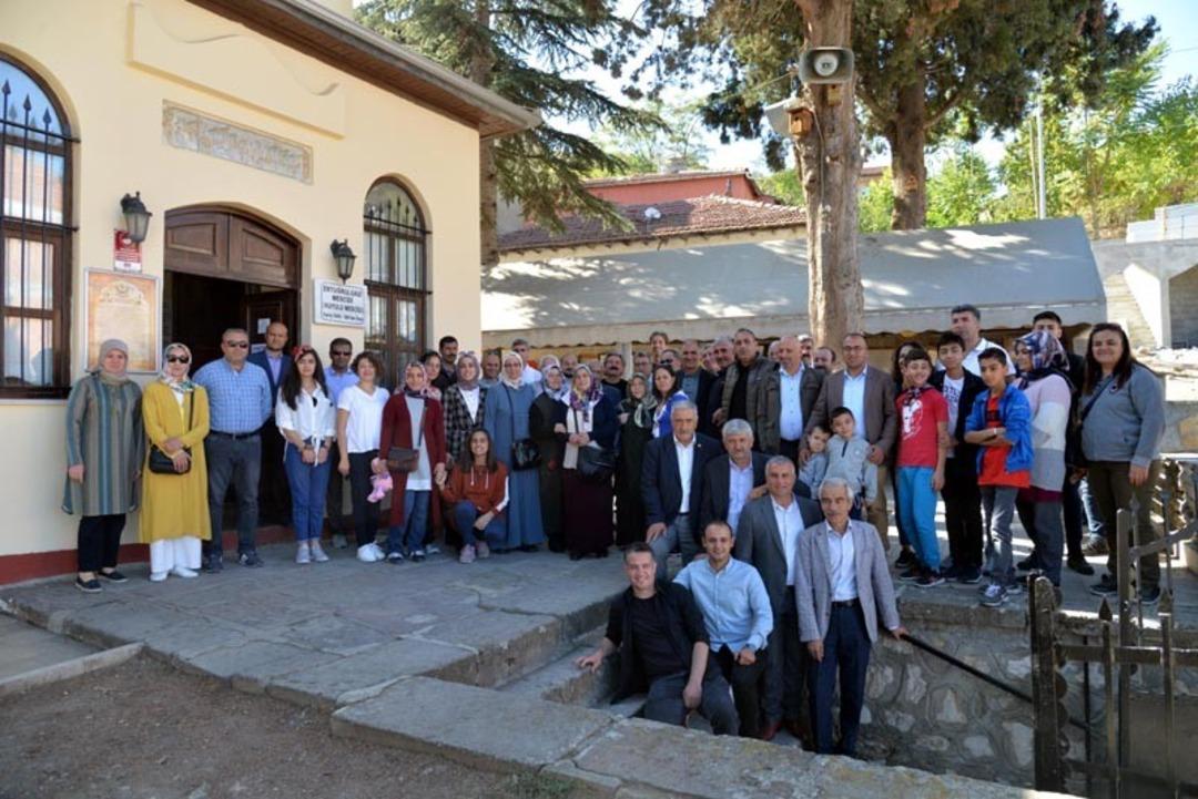 Ahlat&rsquo;tan Bilecik&rsquo;e g&ouml;n&uuml;l k&ouml;pr&uuml;s&uuml; oluşturuldu