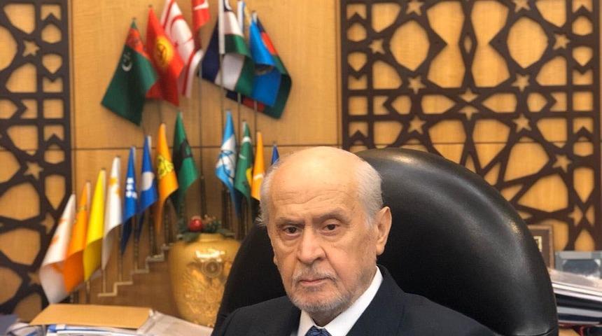 Devlet Bah&ccedil;eli, mesaiye başladı (2)