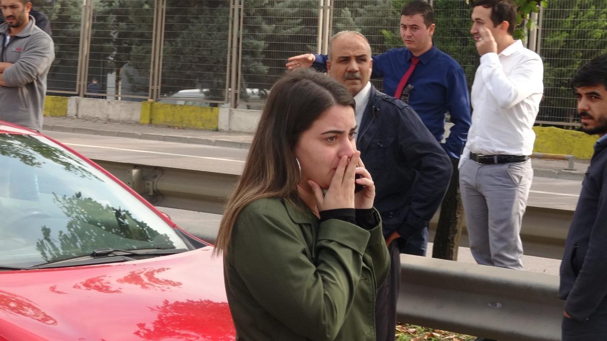 İzmit'te kırmızı ışıkta 8 ara&ccedil;lı zincirleme kaza