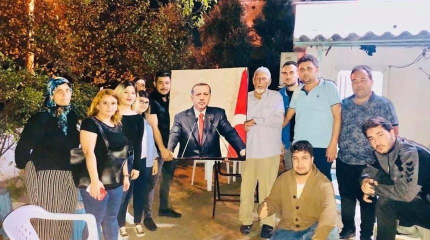 Ak gen&ccedil;lerden Mustafa Amca&rsquo;ya minnet ziyareti