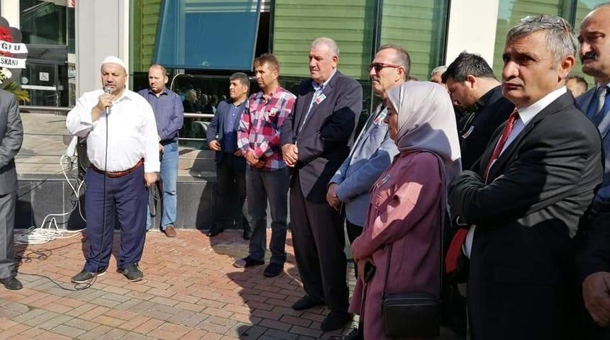 Hayatını kaybeden itfaiyeci dualarla uğurlandı