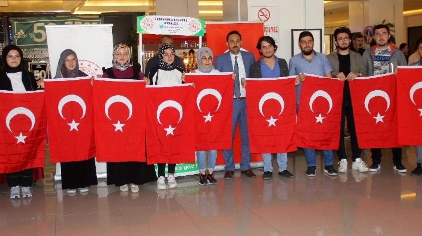 KYK öğrencilerinden Barış Pınarı Harekatı’na tam destek