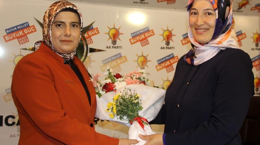 AK Parti Kadın Kollarında g&ouml;rev değişimi
