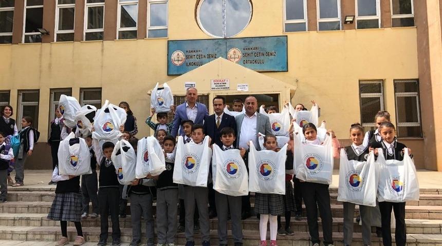 Van Ticaret Borsasından eğitime destek