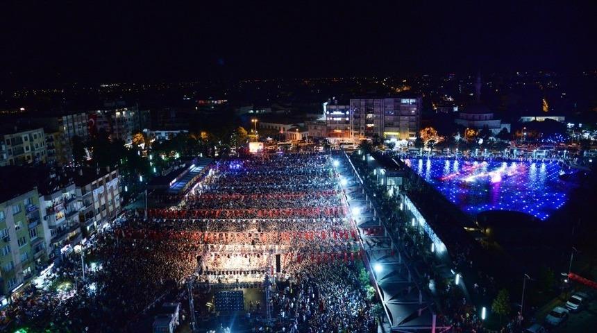 Milli heyecan Atat&uuml;rk Kent Meydanı&rsquo;nda yaşanacak