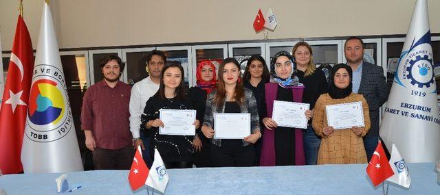 ‘Geleceği Yazan Kadınlar Projesi’nin Erzurum finali yapıldı