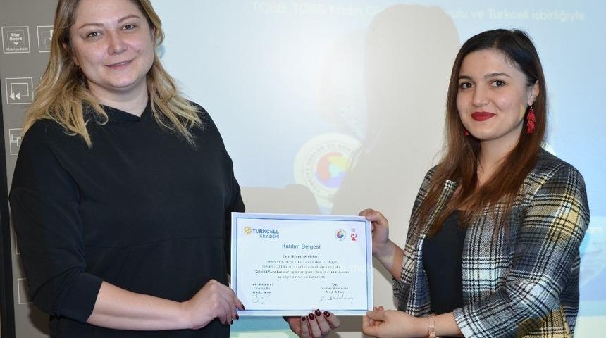 &lsquo;Geleceği Yazan Kadınlar Projesi&rsquo;nin Erzurum finali yapıldı