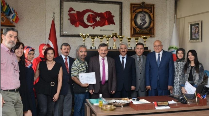 Kursu bitirip, iş sahibi oldular