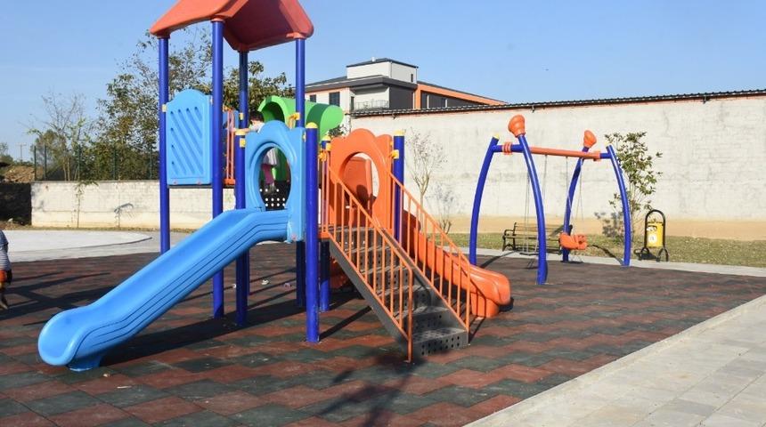 D&uuml;zce Belediyesi park ihtiya&ccedil;ları bir bir tamamlanıyor