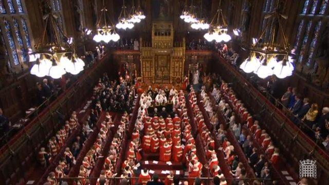 İngiliz Parlamentosunda yeni yasama yılı açıldı