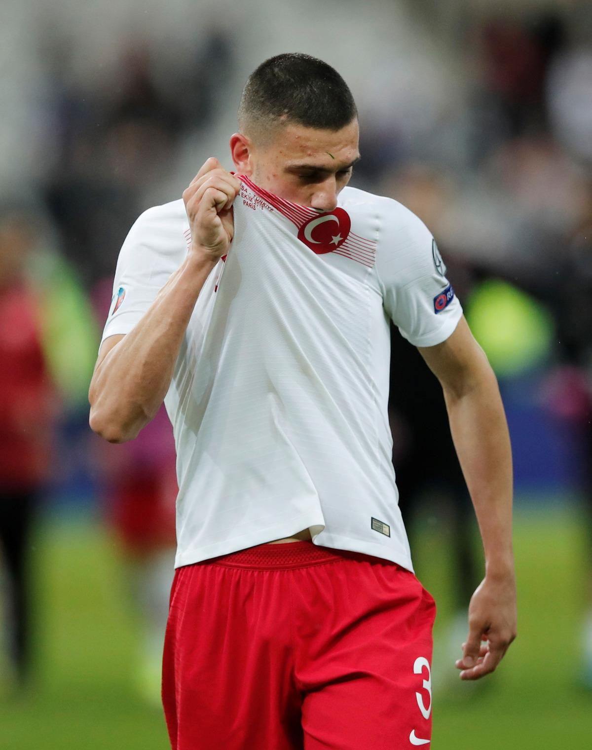 Merih Demiral'dan A Milli Takım formasına saygı