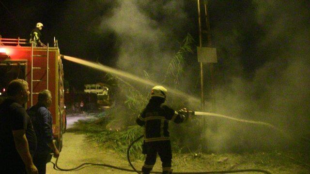 Samandağ’da bahçe yangını korkuttu