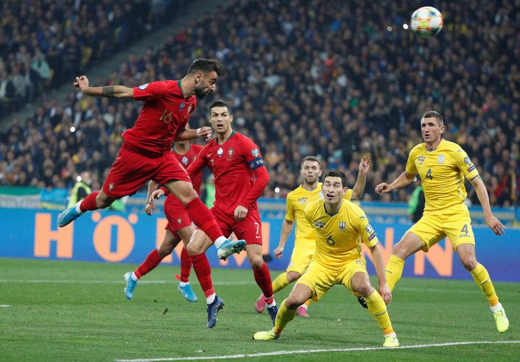 Cristiano Ronaldo kariyerinin 700. golünü atarak yine tarihe geçti G4