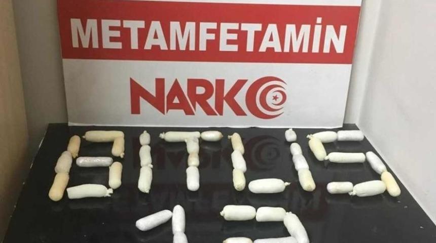 Yabancı uyruklu şahısların &uuml;zerinde uyuşturucu &ccedil;ıktı