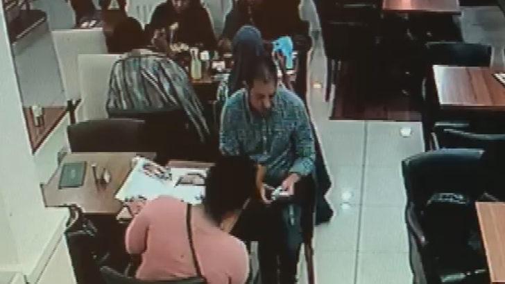 Saniye saniye kaydettiler! Hiç bir şey olmamış gibi önüne dönüp... G3