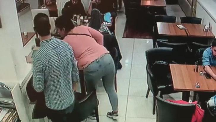 Saniye saniye kaydettiler! Hiç bir şey olmamış gibi önüne dönüp... G4