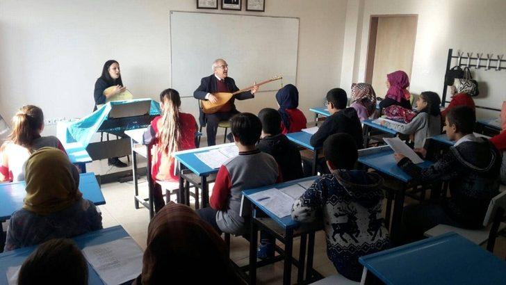 Ortaokulda müzik, resim, akıl ve zeka oyunları atölyeleri açıldı G5