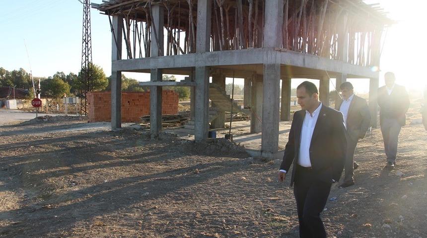 Kaymakam Abbasoğlu: Devletimiz k&ouml;ylerimize yatırımlarını aralıksız s&uuml;rd&uuml;r&uuml;yor