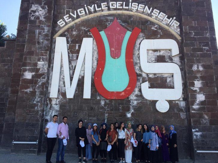 Muş Belediyesinden öğrenciler için kent gezisi G3