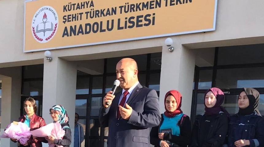 Müdür Başyiğit, lisedeki Kitap Okuma Etkinliğine katıldı