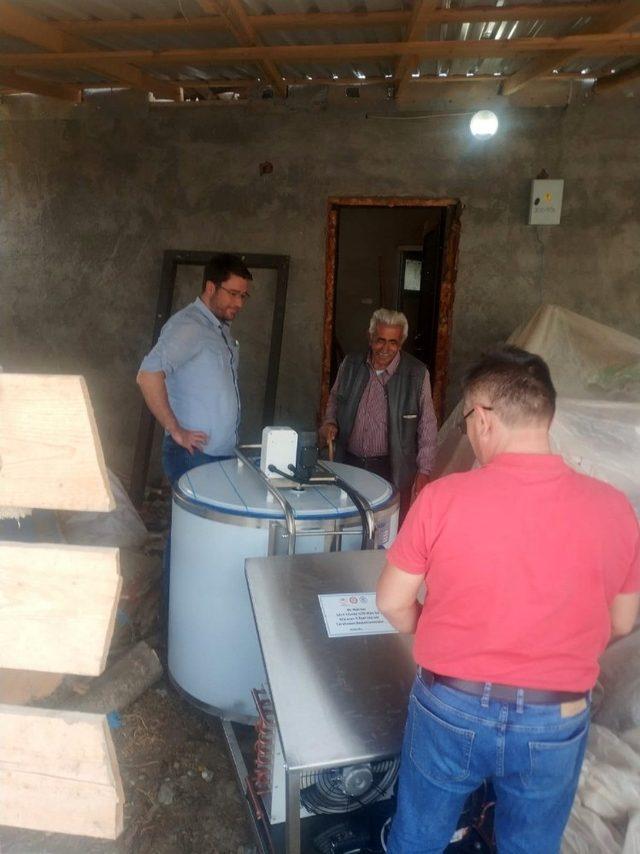 Erzincan’da 50 çiftçiye süt soğutma tankı dağıtıldı