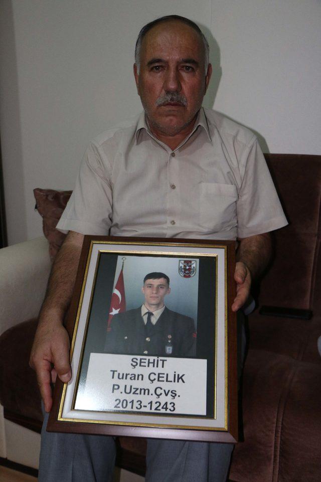 Şehit ailesinden harekata destek: Ne mutlu ki o bayrakta bizim de kanımız var