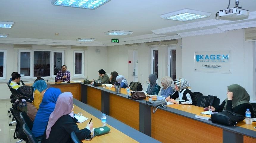 &ldquo;Kurgu mu? Ger&ccedil;ek mi?&rdquo; başlıklı okuma tartışma grubu dersleri başladı
