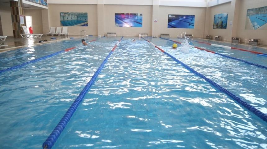 Sonbahar d&ouml;neminde de y&uuml;zme havuzlarına yoğun ilgi