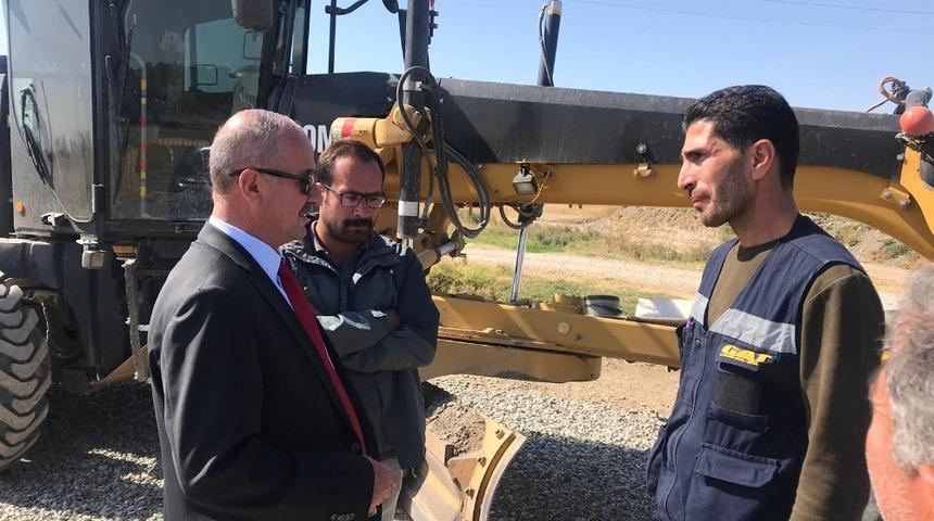 Tuşba Belediyesi, yeni yollar açarak halkın hizmetine sunuyor