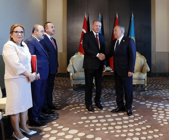 Erdoğan, Kazakistan'ın Kurucu Cumhurbaşkanı Nazarbayev ile görüştü