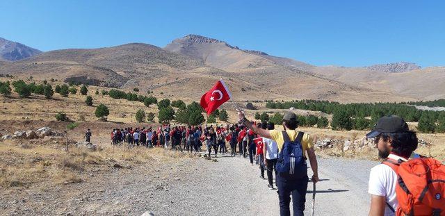 İzcilik Topluluğundan Barış Pınarı Harekatı’na destek