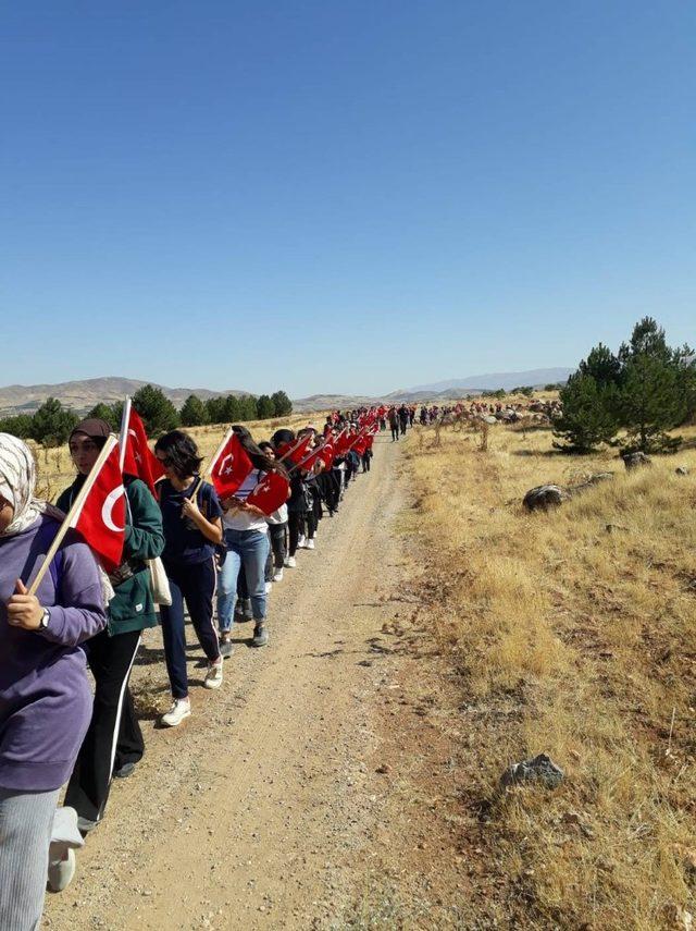 İzcilik Topluluğundan Barış Pınarı Harekatı’na destek