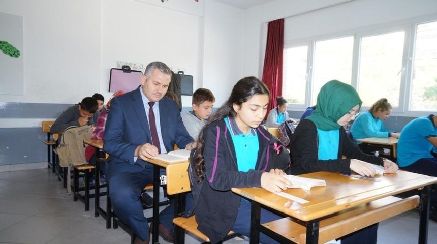 Sarıg&ouml;l&rsquo;de &rsquo;Manisa Her Yerde Okuyor&rsquo; etkinliği