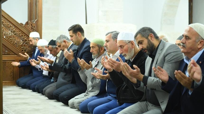 Mehmet&ccedil;ikler i&ccedil;in dua okundu