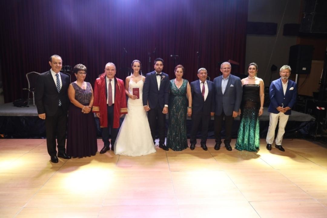 Sabah ailesinin mutlu g&uuml;n&uuml;