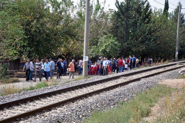 Tren çarpan 2 yaşındaki Barış, yaşamını yitirdi