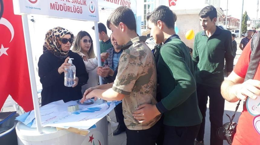 Vatandaşlara el yıkama y&ouml;ntemi anlatıldı