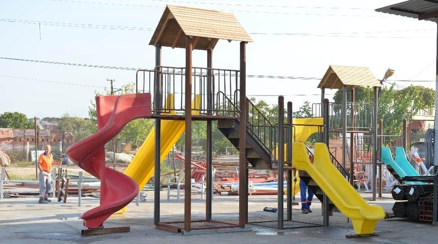 Başkan Uysal, &ldquo;Spor setleri de &uuml;reteceğiz&rdquo;