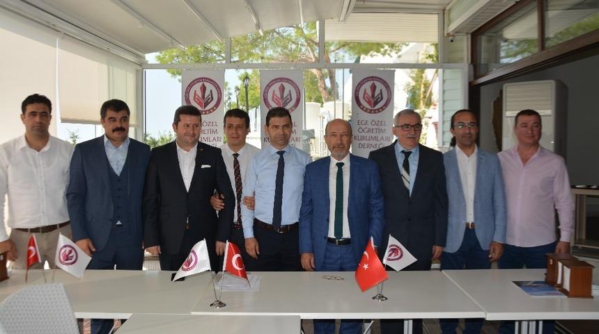 S&ouml;ke&rsquo;de &ouml;zel okullar dernek &ccedil;atısı altında toplandı